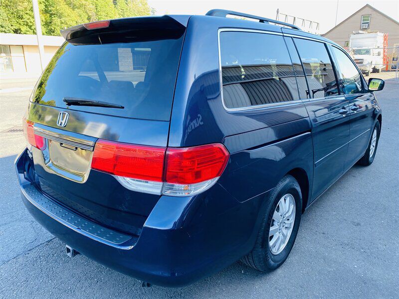 2010 Honda Odyssey Image 3