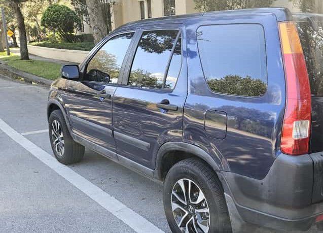 2004 Honda CR-V Image 7