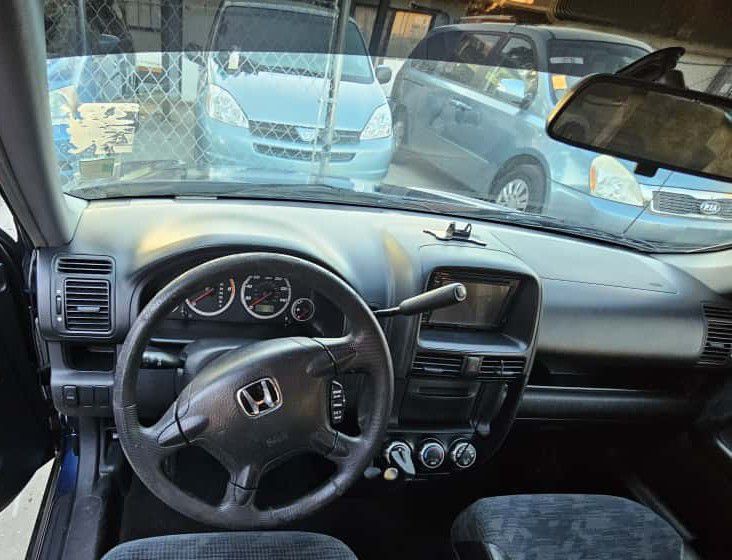2004 Honda CR-V Image 10