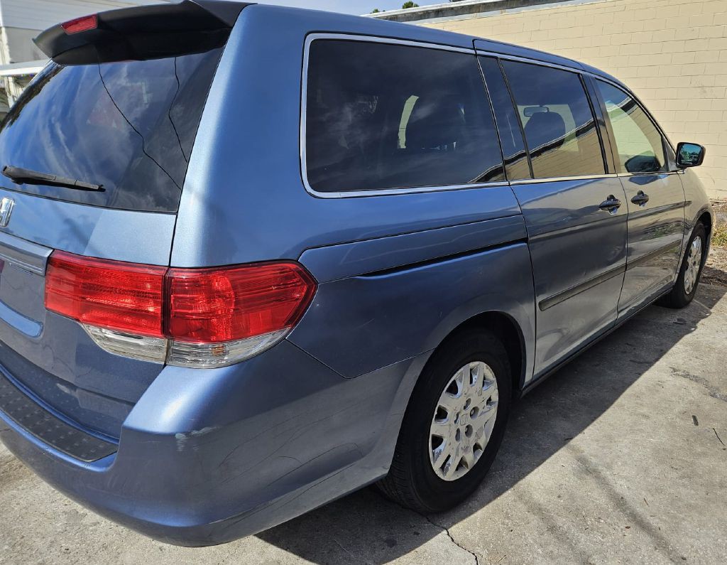 2009 Honda Odyssey Image 2