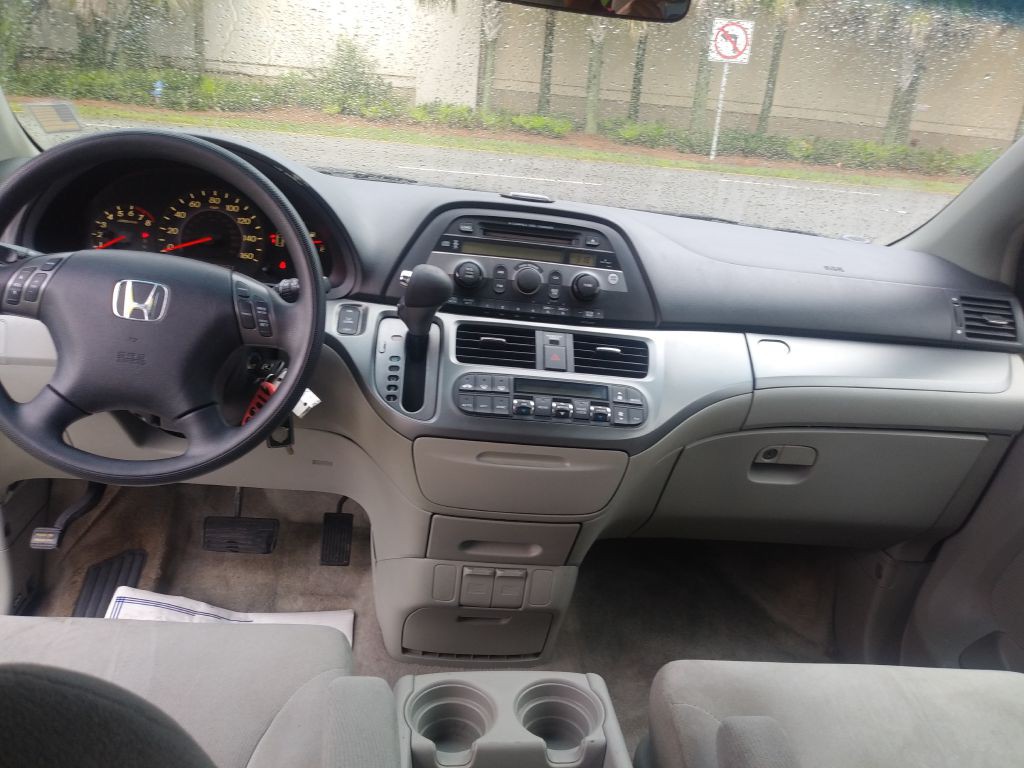 2008 Honda Odyssey Image 8