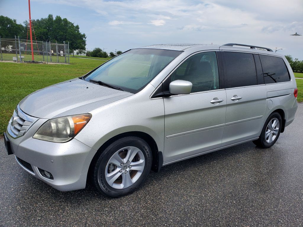 2008 Honda Odyssey Image 2