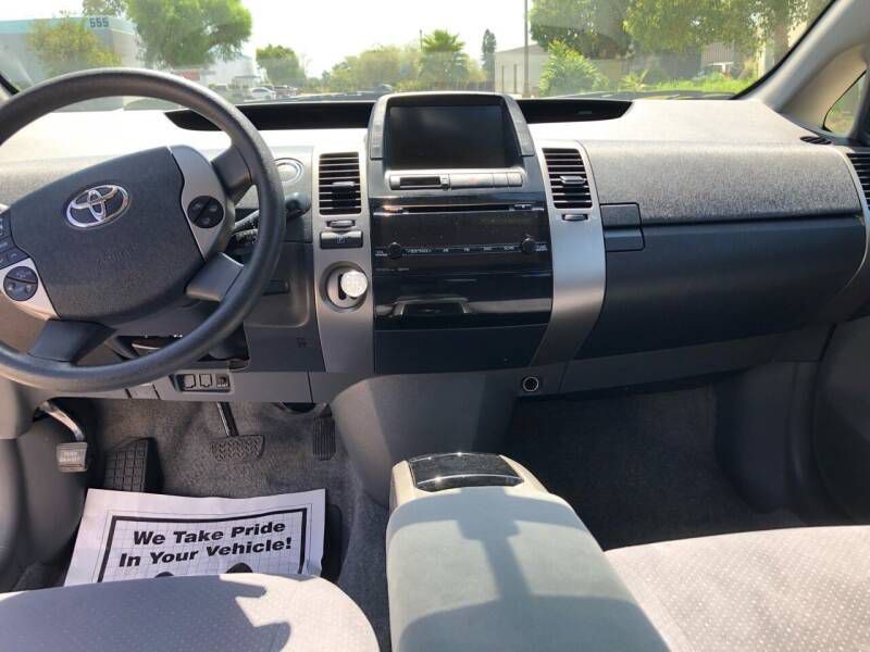 2005 Toyota Prius Image 7