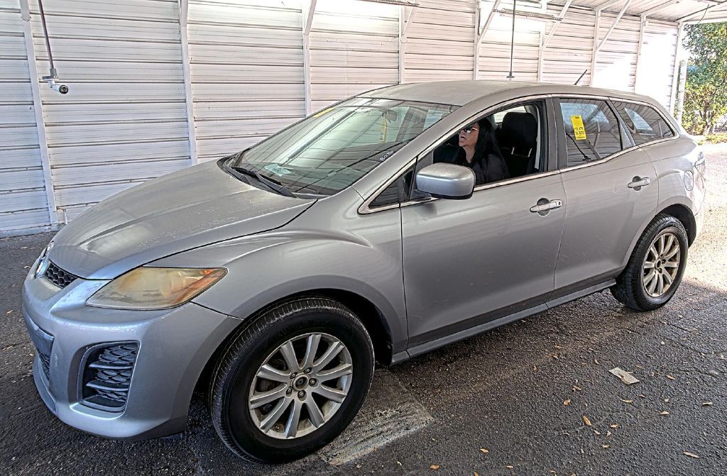 2010 Mazda CX-7 Image 2
