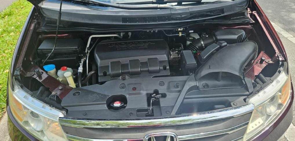 2012 Honda Odyssey Image 4