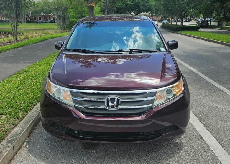 2012 Honda Odyssey Image 1