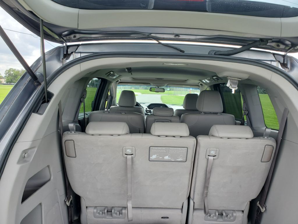 2013 Honda Odyssey Image 6