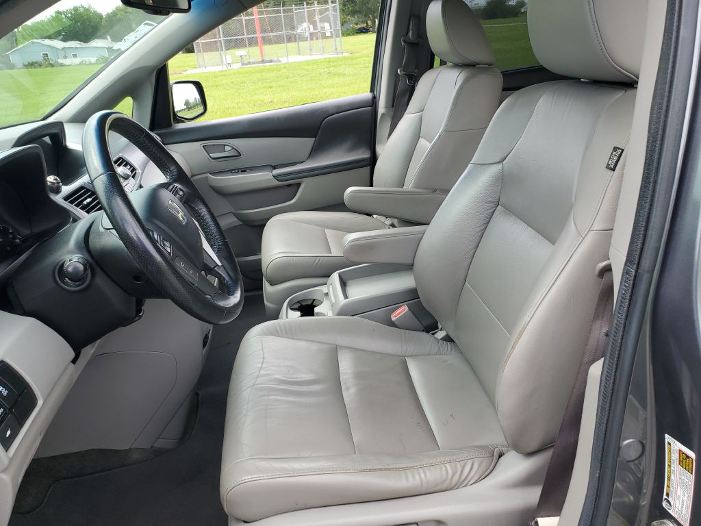 2013 Honda Odyssey Image 8