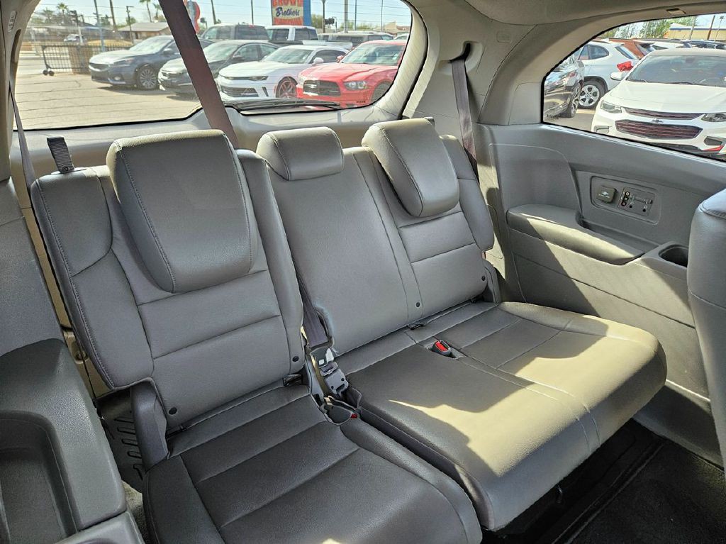 2014 Honda Odyssey Image 9