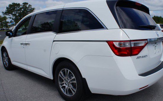 2011 Honda Odyssey Image 7