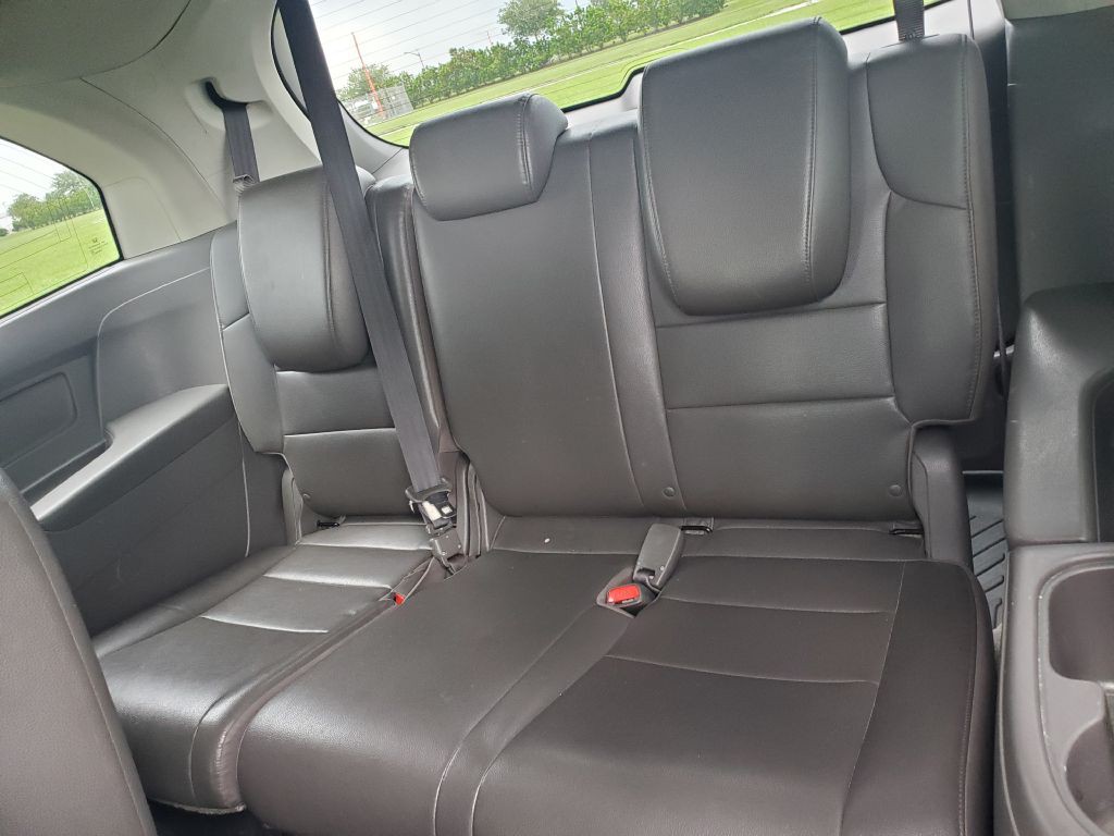 2011 Honda Odyssey Image 12