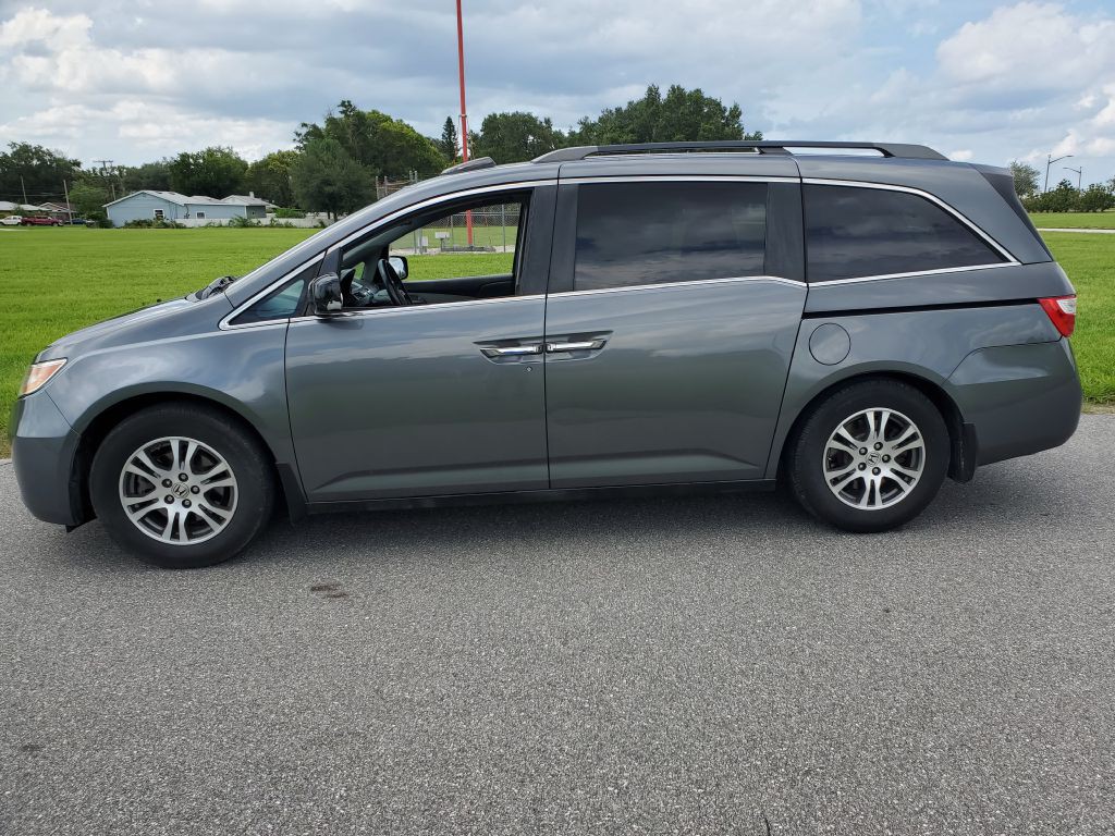 2011 Honda Odyssey Image 5
