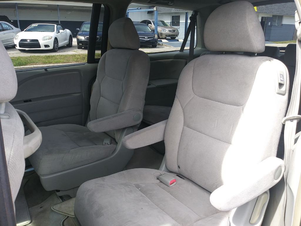 2005 Honda Odyssey Image 10