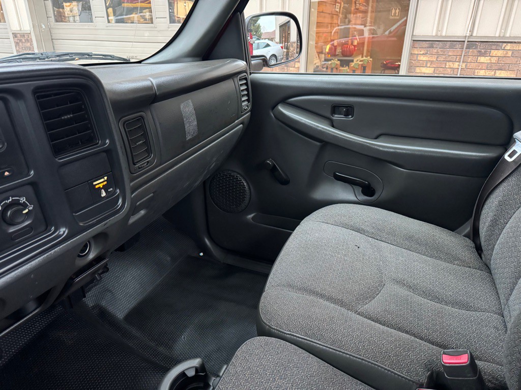 2006 GMC Sierra Image 12