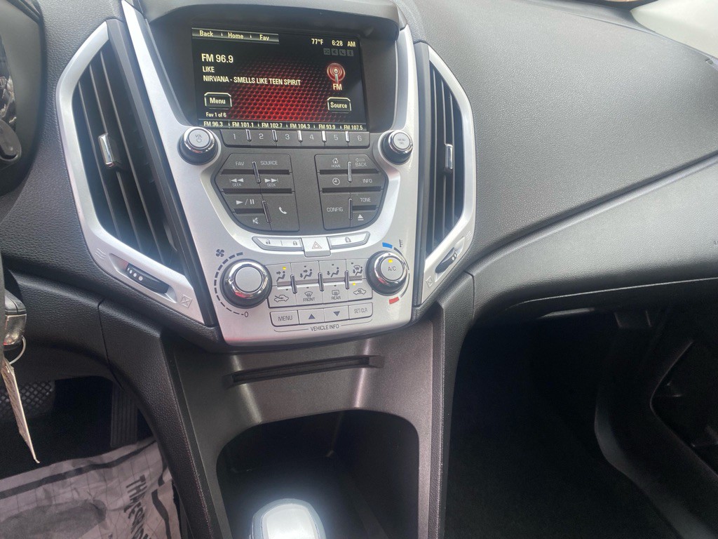 2015 GMC Terrain Image 6