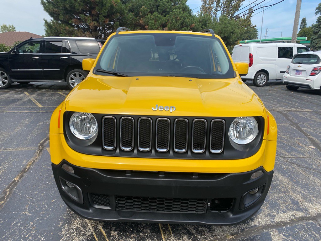 2017 Jeep Renegade Image 2