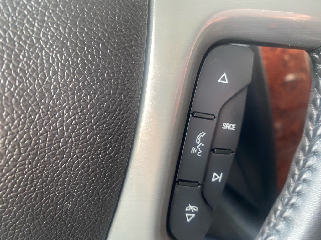 2013 Chevrolet Suburban Image 10