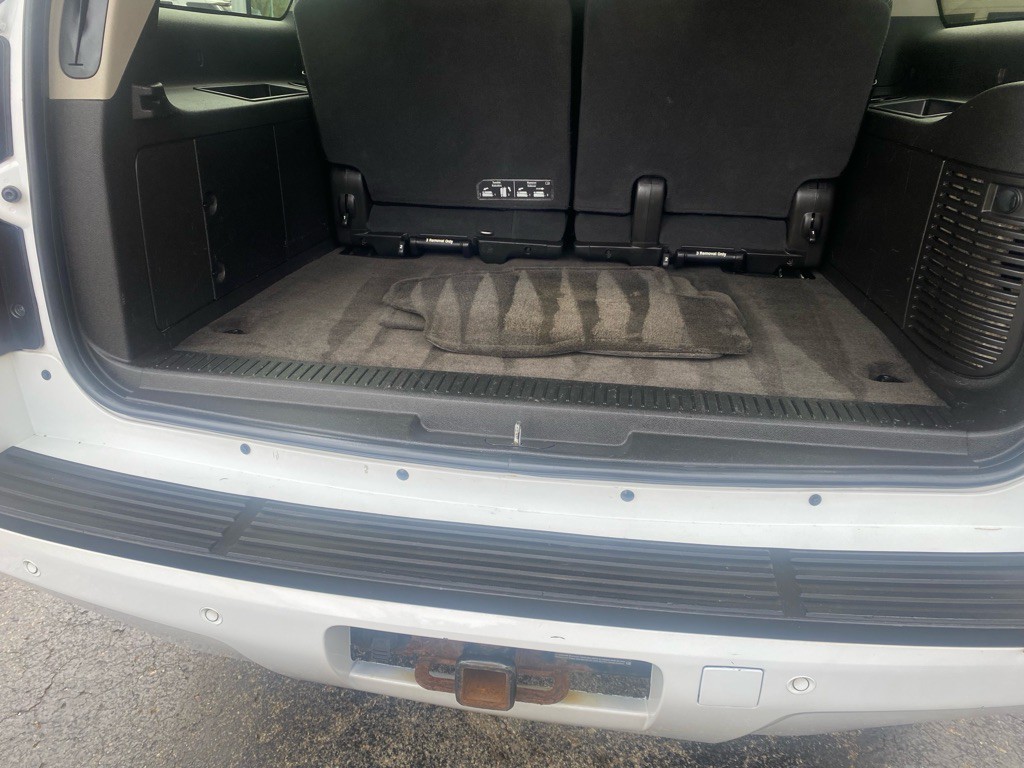 2013 Chevrolet Suburban Image 19
