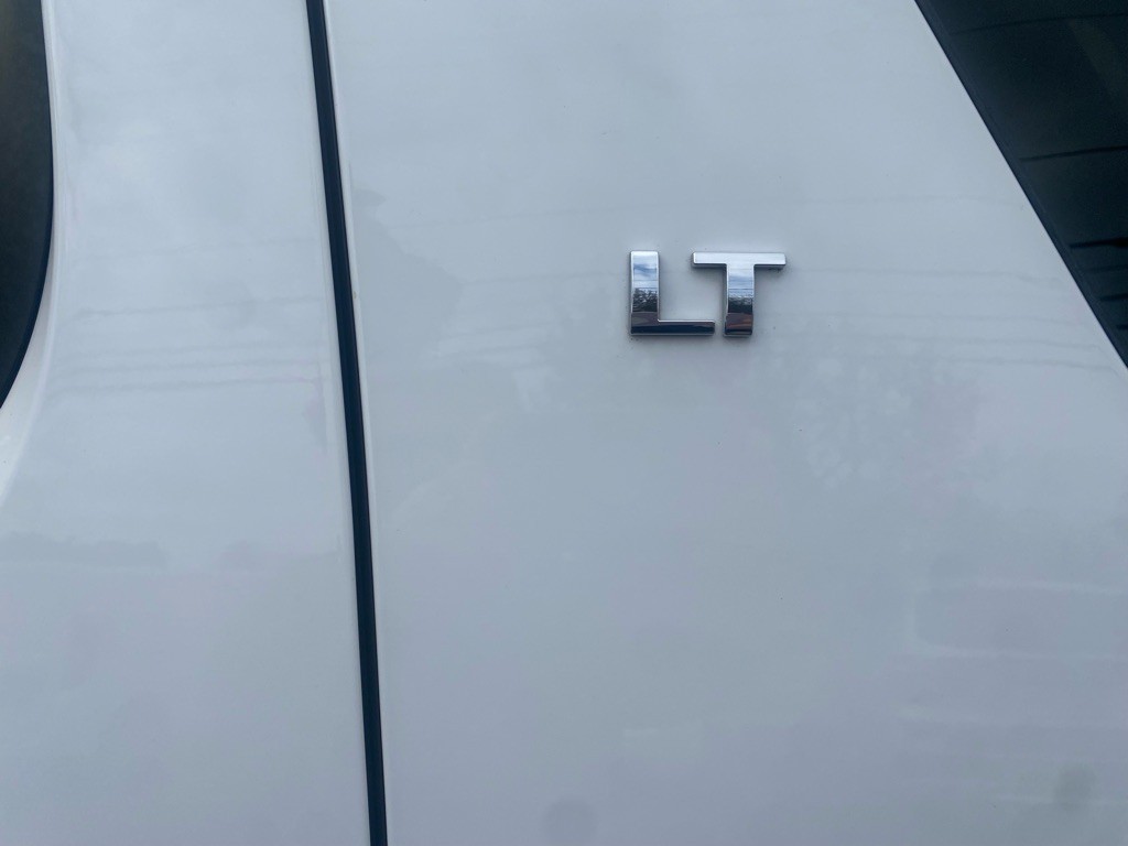 2013 Chevrolet Suburban Image 22