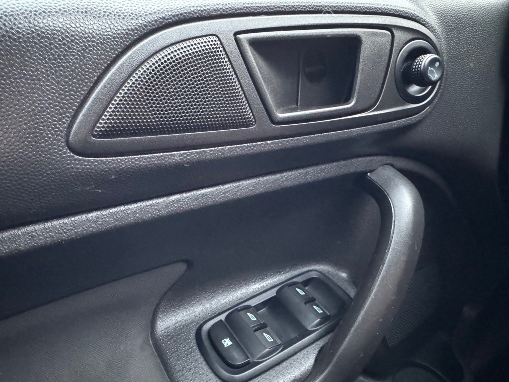 2019 Ford Fiesta Image 20