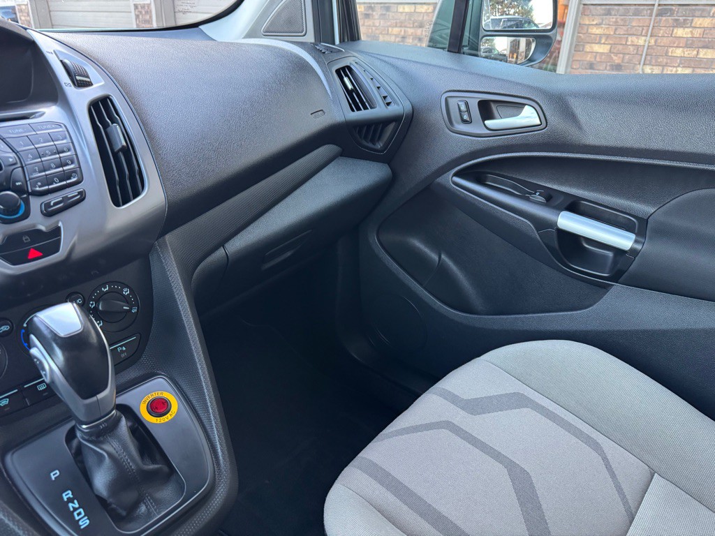 2016 Ford Transit Connect Image 25