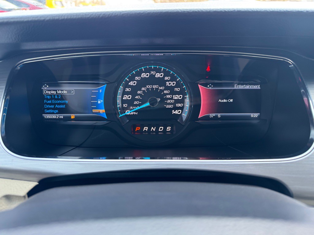 2016 Ford Taurus Image 14