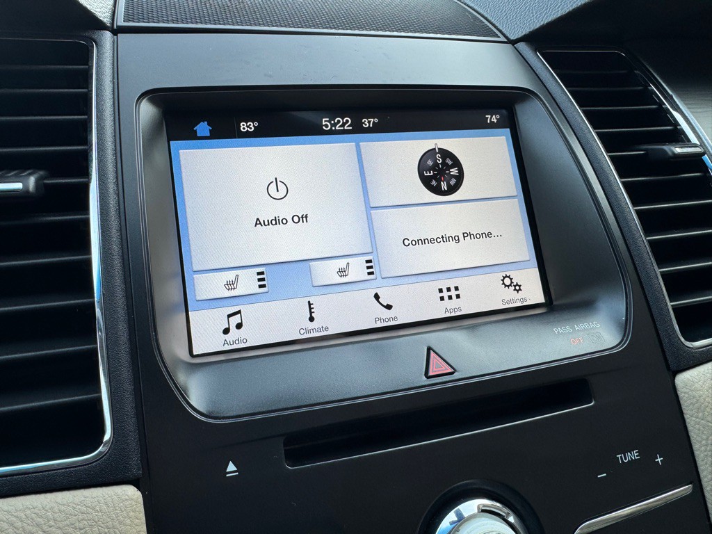 2016 Ford Taurus Image 16