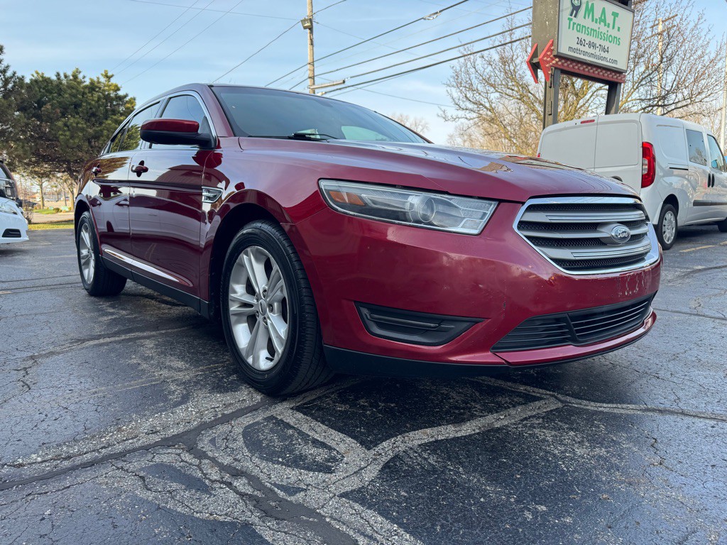 2016 Ford Taurus Image 24