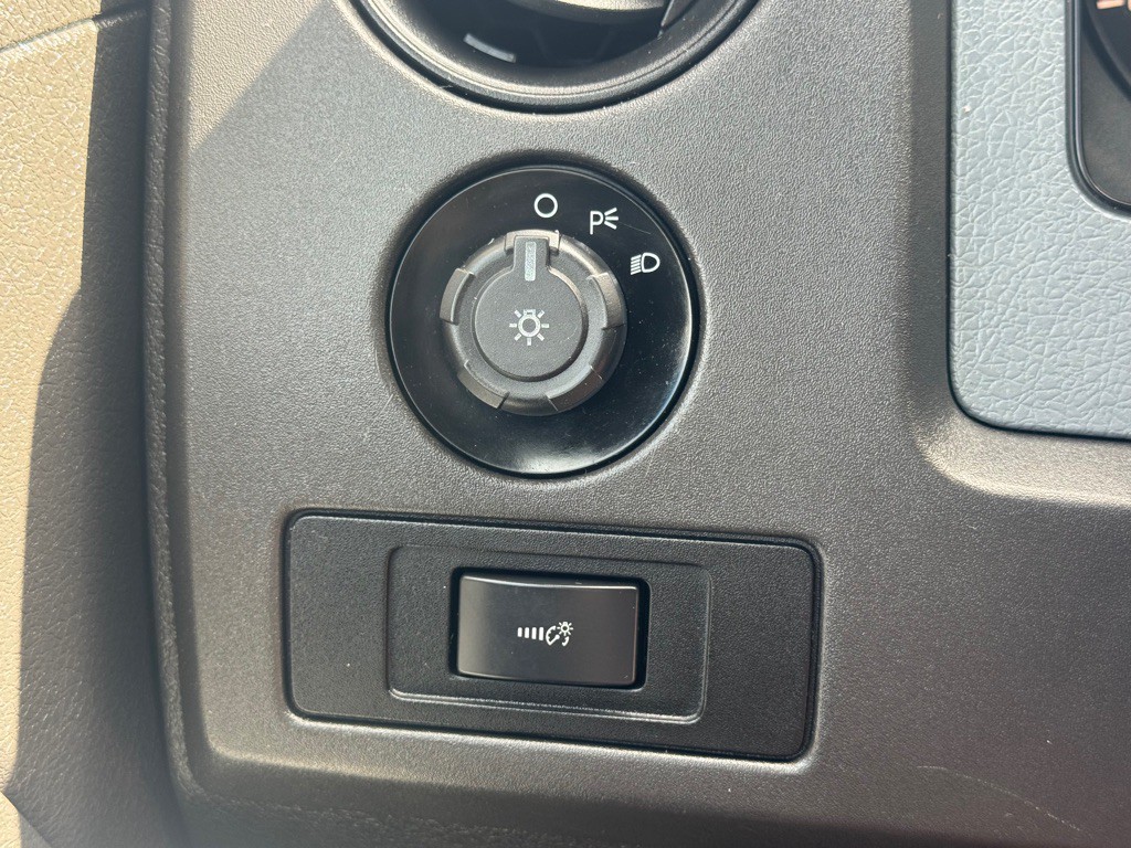 2014 Ford F-150 Image 17