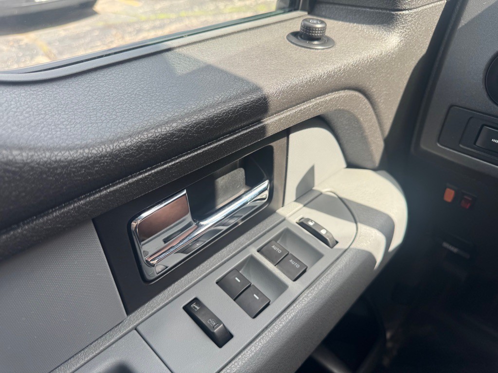 2014 Ford F-150 Image 18