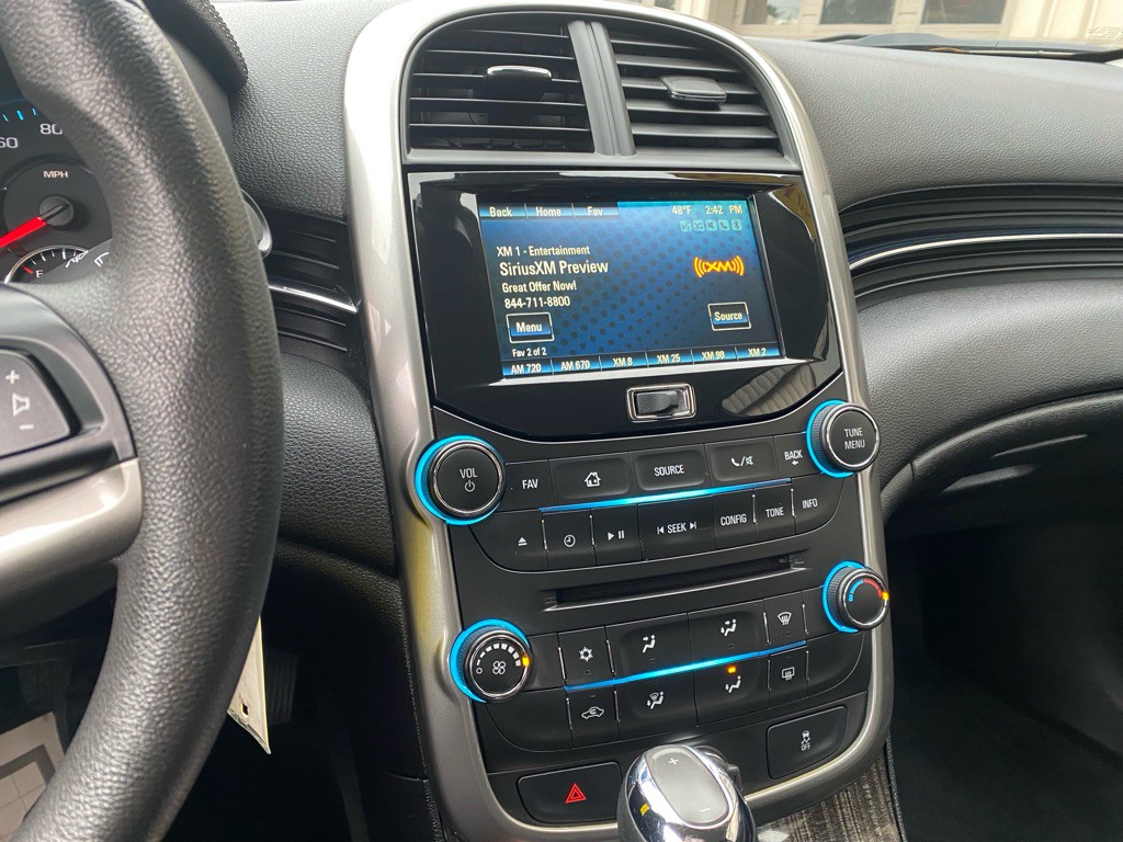 2015 Chevrolet Malibu Image 5