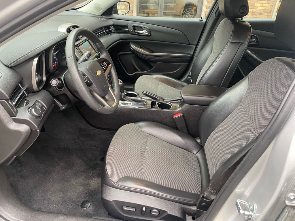 2015 Chevrolet Malibu Image 13