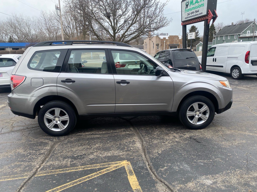 2011 Subaru Forester Image 3