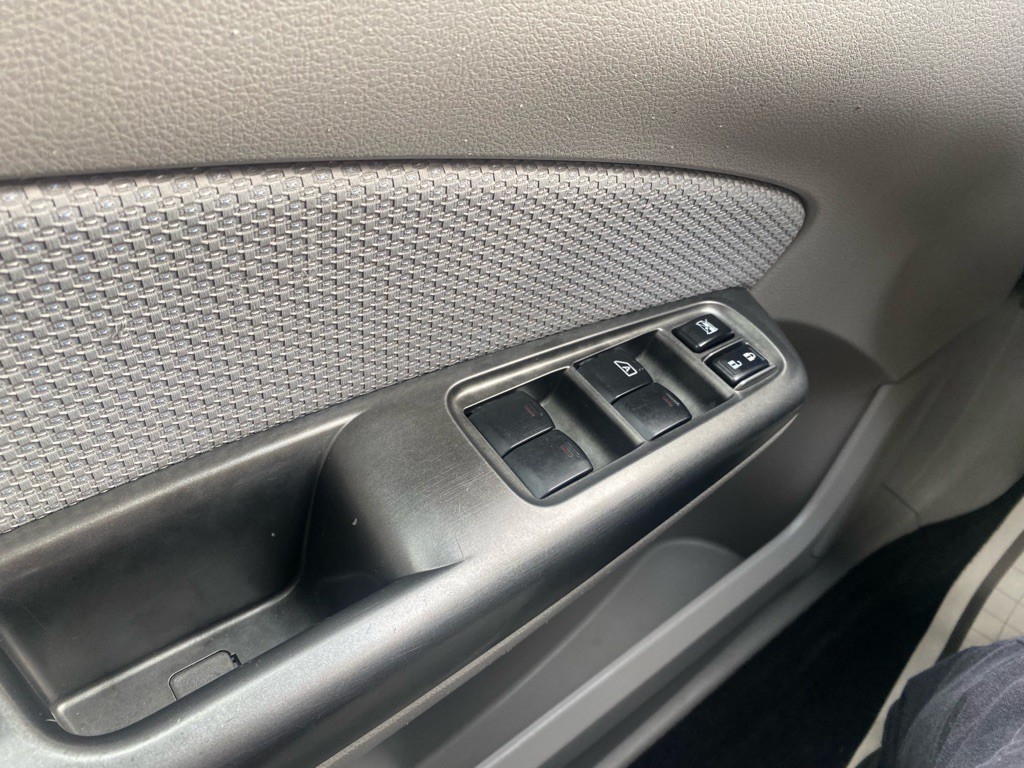 2011 Subaru Forester Image 10