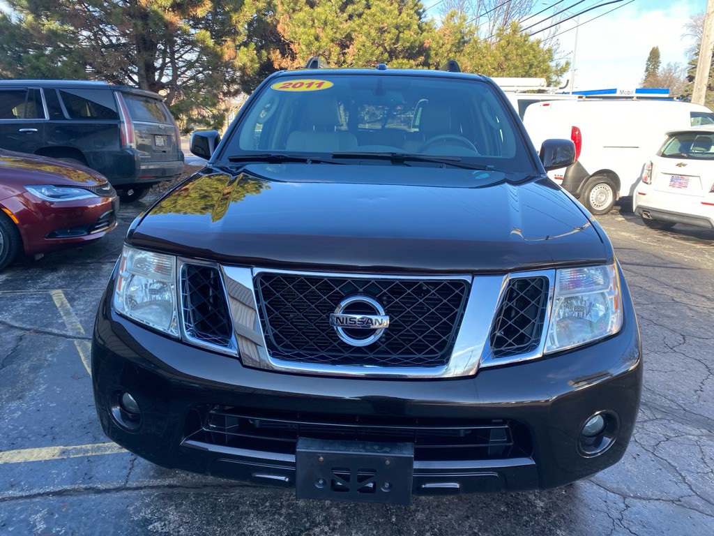 2011 Nissan Pathfinder Image 3