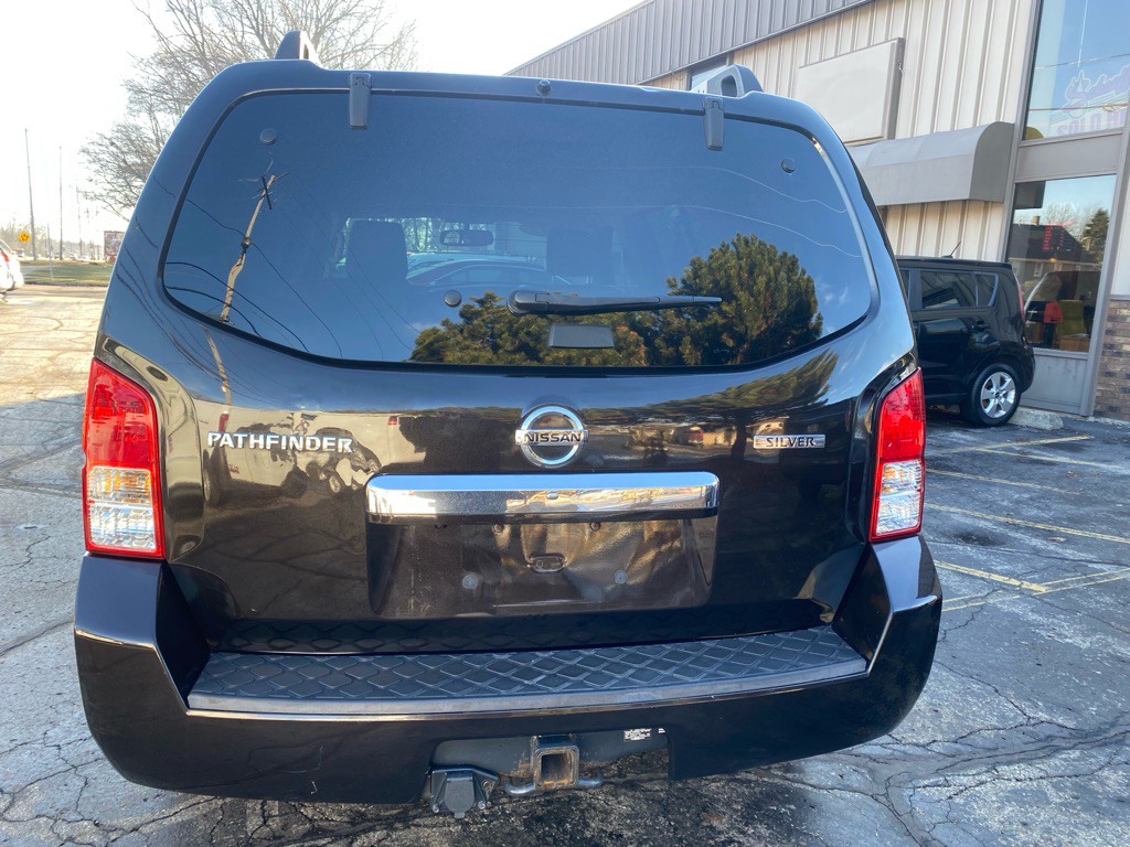 2011 Nissan Pathfinder Image 4