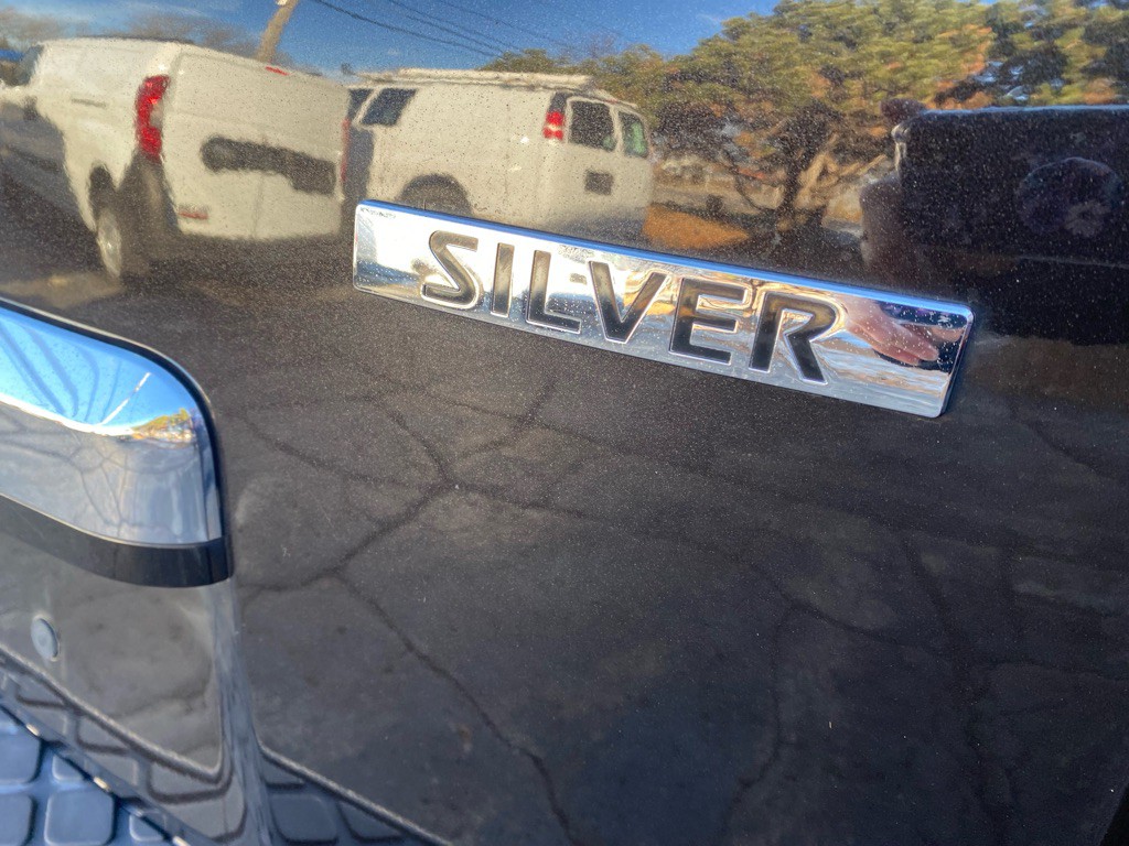 2011 Nissan Pathfinder Image 16