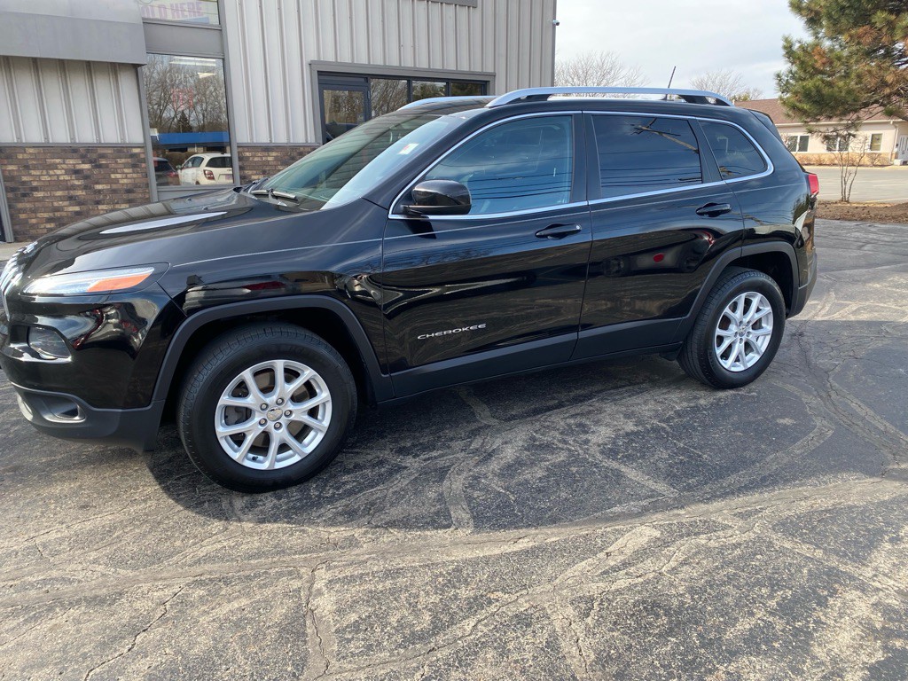 2017 Jeep Cherokee Image 1