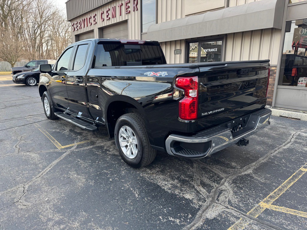 2022 Chevrolet Silverado 1500 Image 3