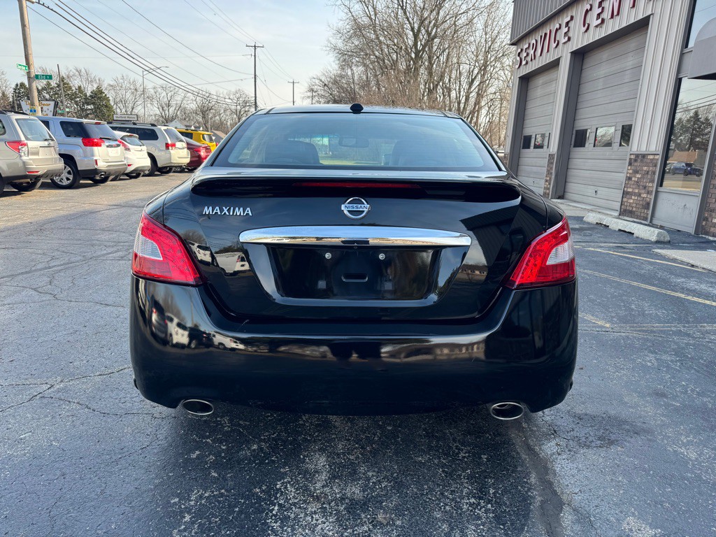 2011 Nissan Maxima Image 6
