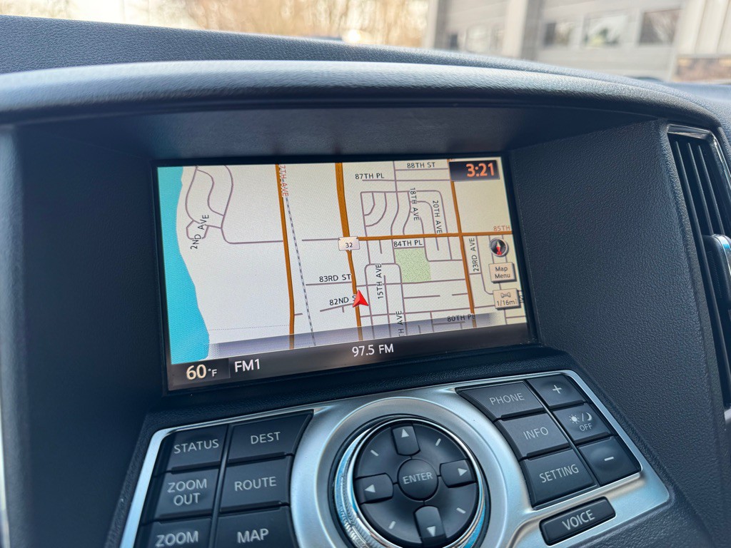 2011 Nissan Maxima Image 16