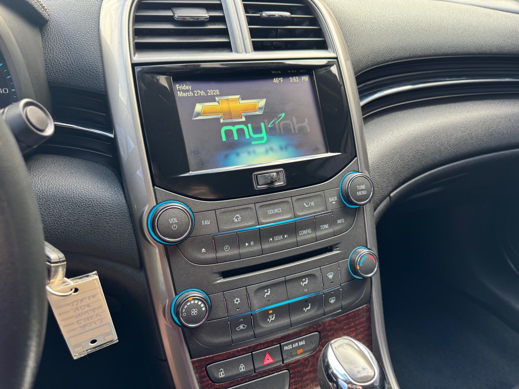 2013 Chevrolet Malibu Image 14