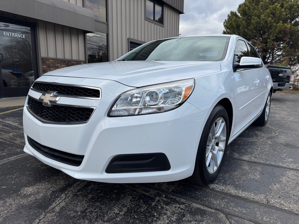 2013 Chevrolet Malibu Image 25