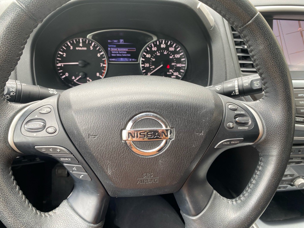 2018 Nissan Pathfinder Image 9