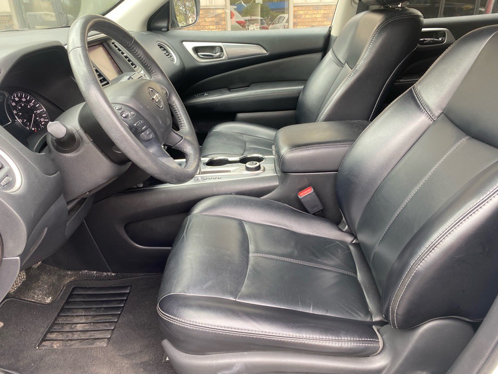 2018 Nissan Pathfinder Image 11