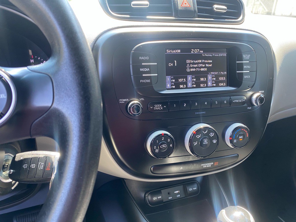 2017 Kia Soul Image 6