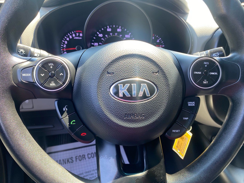 2017 Kia Soul Image 8