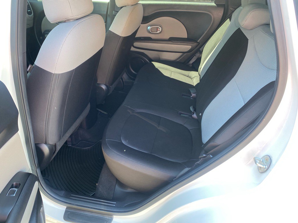 2017 Kia Soul Image 11