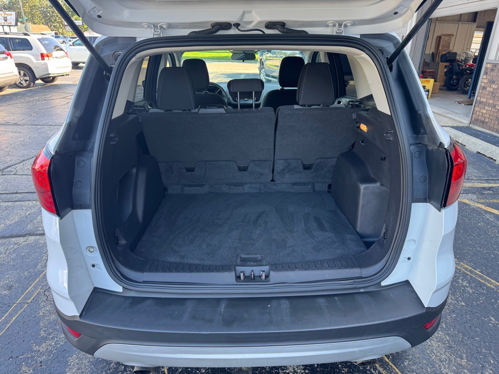 2019 Ford Escape Image 10