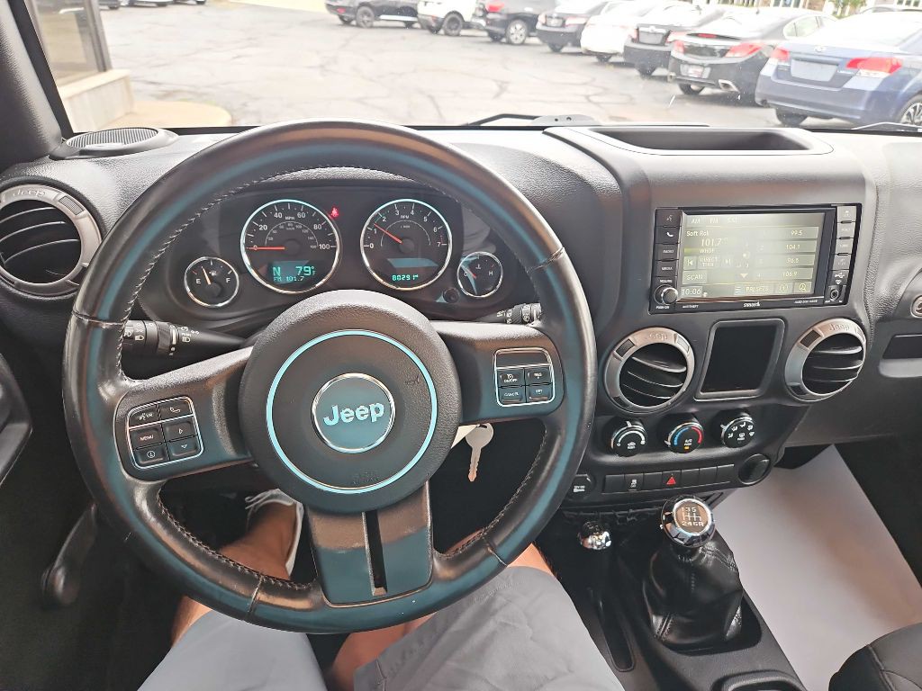 2015 Jeep Wrangler Image 14